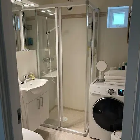 Cozy For 1 Or 2 Апартаменты Берген