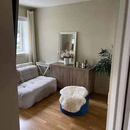 Cozy For 1 Or 2 Апартаменты Берген